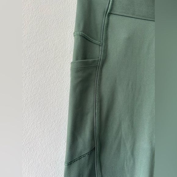 Victoria's Secret Sport Sage Green Sports Bra & Leggings Set Small Medium - Picture 14 of 15